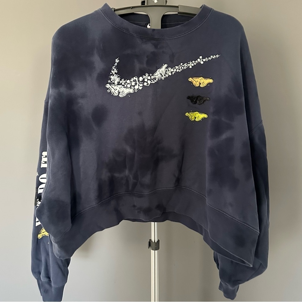 Nike Butterfly Limited Edition Crewneck Sweatshirt